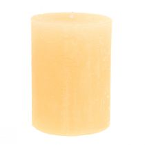 položky Svíčky Apricot Light Jednobarevné sloupové svíčky 60×80mm 4ks