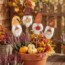 položky Garden Stakes Gnome Podzimní dekorace Dřevo Assorted 39cm 8 ks