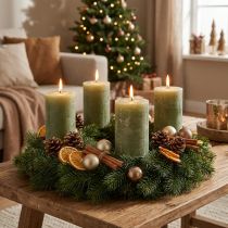 položky Adventní věnce a dekorace na stůl, olivově zelené, 2 kusy, jednobarevné