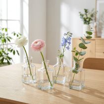 položky Mini skleněná váza do minimalistického interiéru a moderního bydlení, 11 cm, 6 kusů