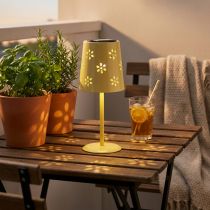 položky Solární stolní lampa s jemným květinovým vzorem na balkon nebo terasu, 28 cm