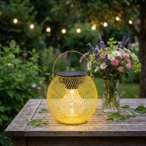 položky Solární lucerna do zahrady a na terasu v moderním designu z kovu, 12 cm