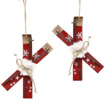 položky Lyžařský pár červený k zavěšení vánoční stromeček 13,7cm x 7cm 3ks