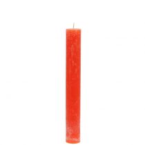 položky Oranžové svíčky barevné 34mm x 240mm 4ks