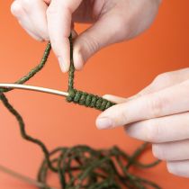 položky Zelená vlněná šňůra se zlatou nití, 5m x 5mm s drátkem, na dekoraci a tvoření
