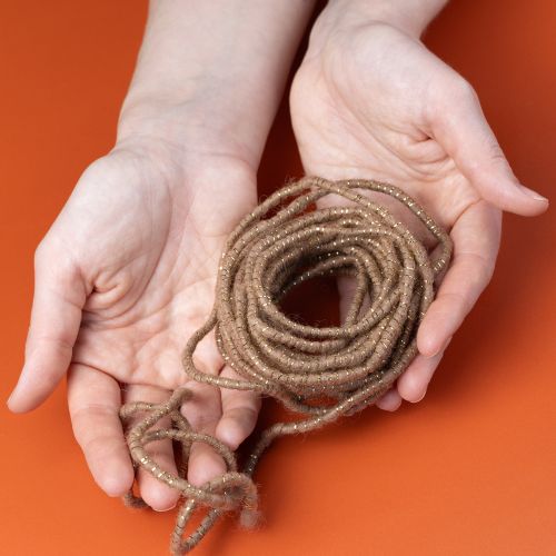 položky Hnědá vlněná šňůra se zlatou nití, 5m x 5mm s drátkem, na dekoraci a tvoření