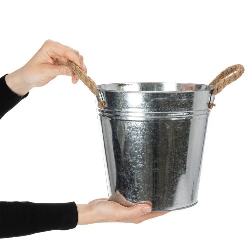 Lesklý kovový kbelík s lanovými rukojeťmi, Ø22cm | Floristik24.cz