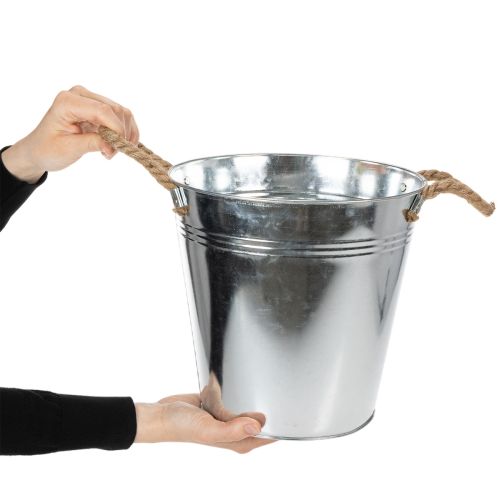 Lesklý kovový kbelík s lanovými rukojeťmi, Ø25cm | Floristik24.cz