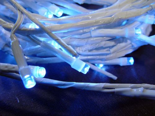 položky LED proutěná girlanda 144 světelný řetěz 1,5m studená bílá