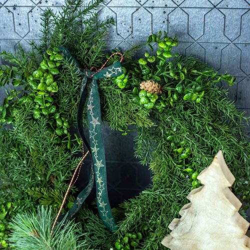 položky Ozdobný věnec velké jehličnaté větve, šišky a buxus zelený 70cm