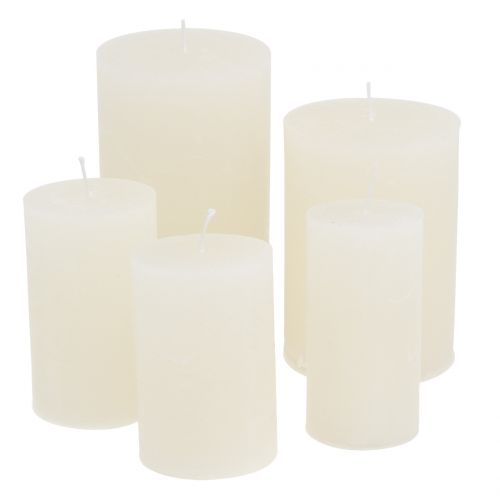 Floristik24 Jednobarevné bílé svíčky různých velikostí