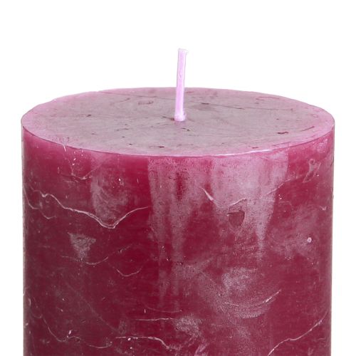 položky Jednobarevné svíčky ve sloupech Berry 70x100mm 4 ks