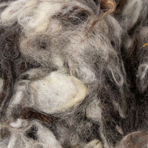 Ovčí vlna, dekorativní, přírodní, šedá, melírovaná, volně ložená, 250g | Floristik24.cz