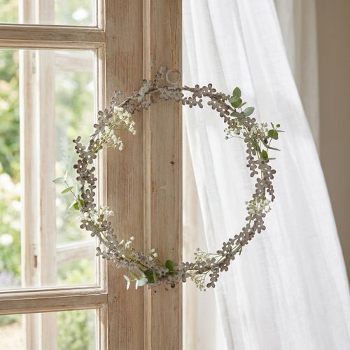 Dekorace na okno, věnec na dveře, květinový věnec ve stylu shabby chic, kov, bílý, Ø16,5 cm | Floristik24.cz