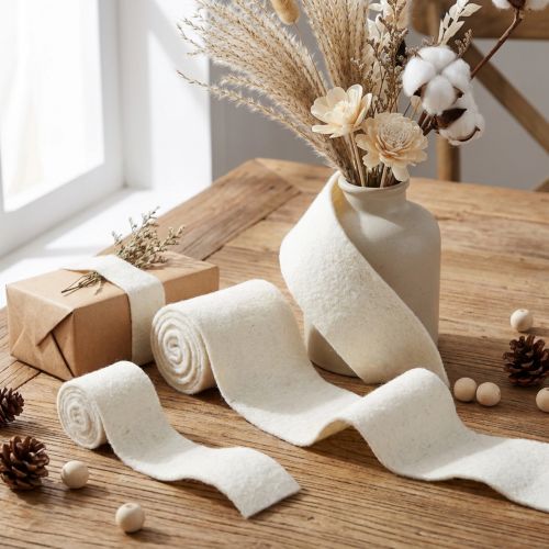 Plstěná stuha, vlněná stuha bílá, Š7cm/15cm D100/100cm sada 2 ks | Floristik24.cz