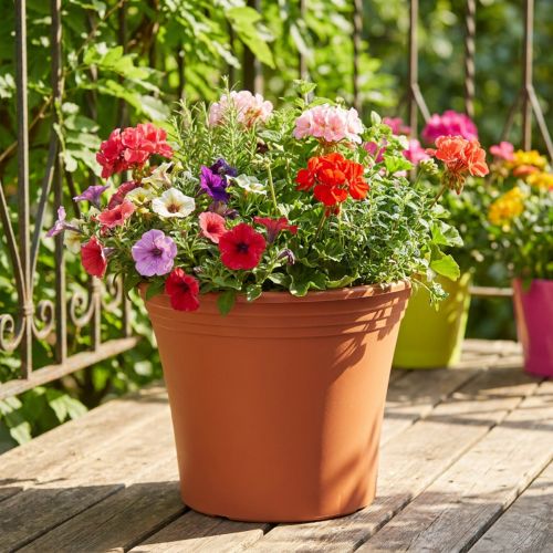 Hrnec “Irys” plastový terakota Ø33cm V27,5cm 1 ks | Floristik24.cz