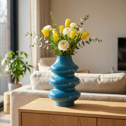 Váza, bytový doplněk s vlnitým povrchem pro moderní atmosféru, 23 cm | Floristik24.cz