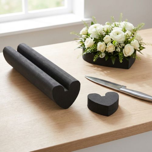 Oasis Black Ideal Floral Foam Heart Black 12x55cm | Floristik24.cz