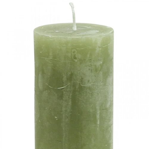 položky Jednobarevné svíčky olivově zelené sloupové svíčky 50×100mm 4ks