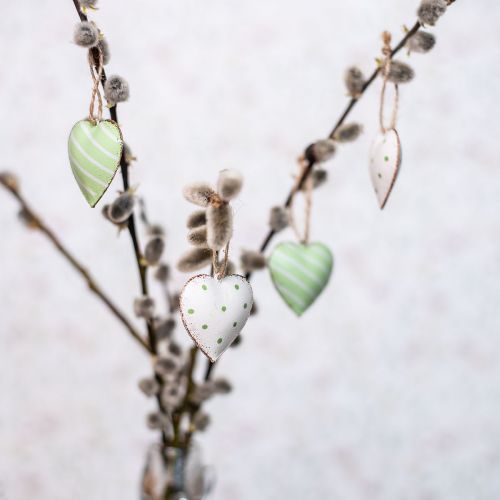 Floristik24 Kovová srdíčka na zavěšení, Valentýn, jarní dekorace, přívěsek srdce zelená, bílá V3,5cm 10ks