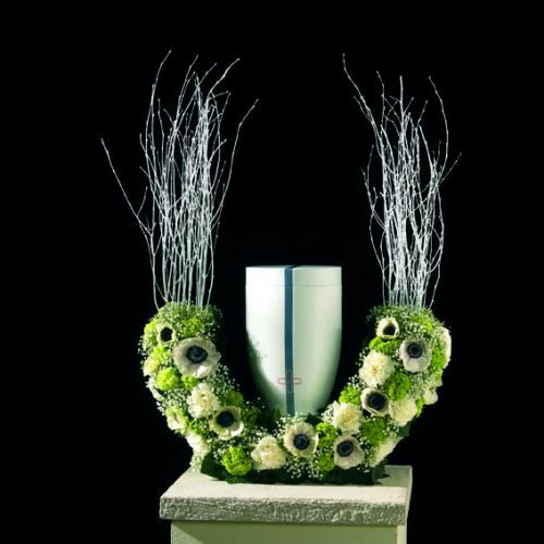 položky Květinový pěnový urnový půlkruh V29cm Ø47cm 1ks smuteční šperk