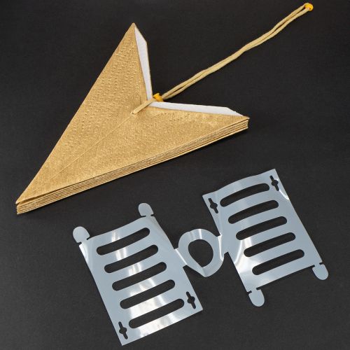 položky Papírové vánoční hvězdy, zlaté, 45 cm, 3 kusy