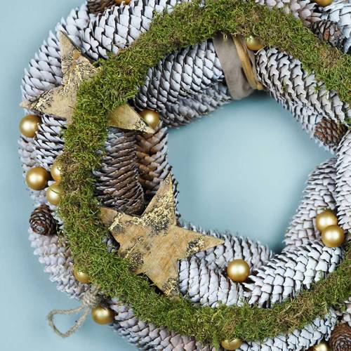 Floristik24 Dřevěné hvězdičky s třpytivými vložkami k zavěšení přírodní mangové dřevo 6,4-7,1cm × 7-7,8cm 3ks