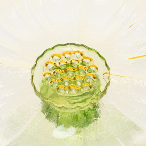 položky Dekorativní skleněný talíř s nohou, květinový vzor, ideální pro slavnostní prezentaci, 15 cm