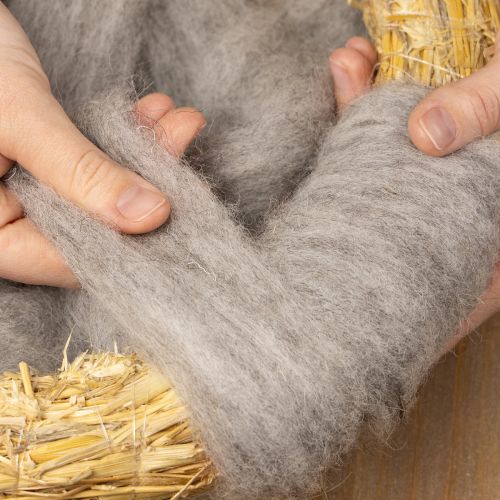 položky Vlněná šňůra, dekorativní vlněná, šedo-přírodní, 2 m, plstěná vlna pro tvoření a květinářství