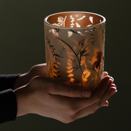 položky Elegantní svícen s květinovým motivem pro harmonický design místnosti, 12,5 cm, 2 kusy