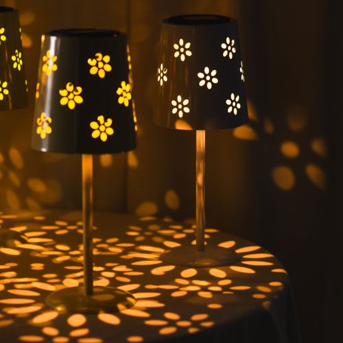 položky Solární LED stolní lampa s květinovým vzorem, atmosférické venkovní osvětlení, 28 cm