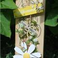 Floristik24 Dekorace na zavěšení včelek žlutá, bílá, zlatá dřevěná letní dekorace 6 kusů