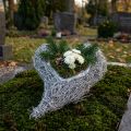 Vinné srdce prané bílé 16cm x 21cm 1ks | Floristik24.cz