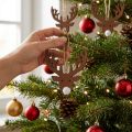 Dřevo hlavy losa k zavěšení přírodní 6,5 x 7 cm 8ks | Floristik24.cz
