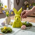 Busta velikonočního králíka Thinking Rabbit – 2. výběr – žlutozelená 16,5 × 13 × 27 cm | Floristik24.cz