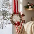 Vánoční věnec na okno k zavěšení červený, bílý Ø20cm L98cm | Floristik24.cz