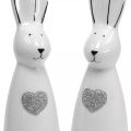 Floristik24 Keramický králík černobílý, dekorace velikonoční zajíček pár králíků se srdcem V20,5cm 2ks