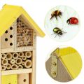 Floristik24 Hmyzí hotel žlutý dřevěný domeček pro hmyz zahradní hnízdo H26cm