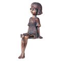 Floristik24 Hranový sedák zahradní figurka sedící dívka bronzová 52cm