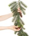 Dekorativní umělá girlanda z borovicových větví pro zimní aranžmá 190 cm | Floristik24.cz