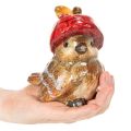 Dekorativní figurka ptáka s červenou jablečnou čepicí, podzimní dekorace, 13 cm | Floristik24.cz